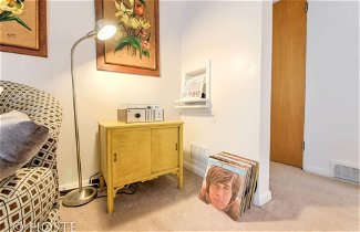 Photo 2 - 1 Br70's Inspired Comfy Condoclose to Broadmoor