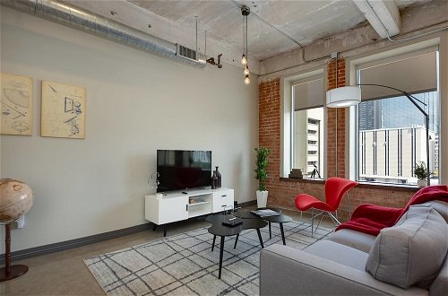 Foto 7 - Gorgeous 1 Bedroom in Historic Building, Downtown