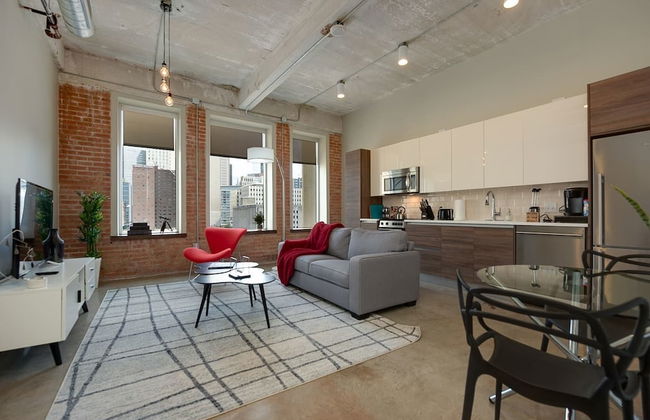 Gorgeous 1 Bedroom in Historic Building, Downtown - Foto 1