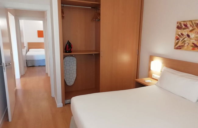 Aparthotel Aura Park Fira Barcelona - Photo 8