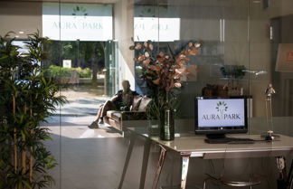 Photo 3 - Aparthotel Aura Park Fira Barcelona