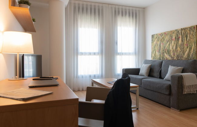 Aparthotel Aura Park Fira Barcelona - Photo 13