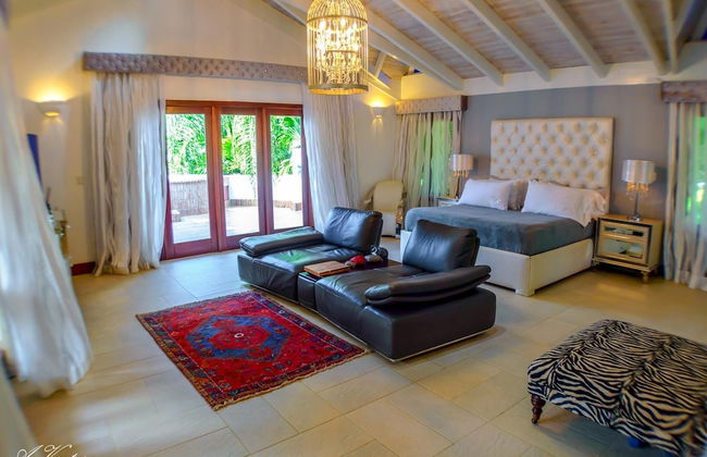 5-star Villa for Rent in Moroccan-style at Casa de Campo - Large Pool Jacuzzi Staff - Foto 26