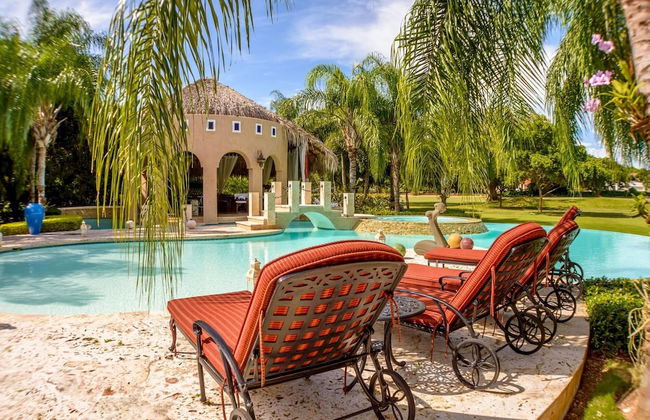 5-star Villa for Rent in Moroccan-style at Casa de Campo - Large Pool Jacuzzi Staff - Foto 7