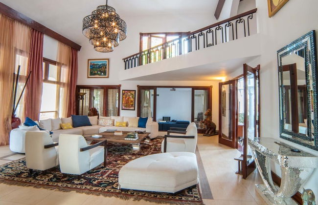 5-star Villa for Rent in Moroccan-style at Casa de Campo - Large Pool Jacuzzi Staff - Foto 25
