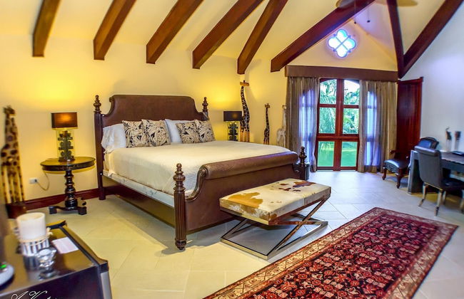 5-star Villa for Rent in Moroccan-style at Casa de Campo - Large Pool Jacuzzi Staff - Foto 14