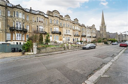 Photo 30 - Stunning 2-bed Apartment in Weston-super-mare