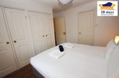 Photo 11 - 5 Bed House Leisure/business Free Parking