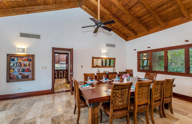 Casa de Campo Villa Luxurious Property up to 12 People With Pool Jacuzzi BBQ Golf - Foto 10