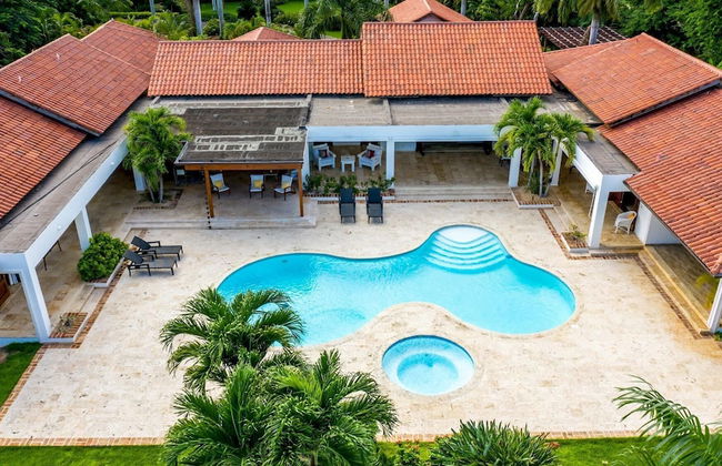 Casa de Campo Villa Luxurious Property up to 12 People With Pool Jacuzzi BBQ Golf - Foto 16