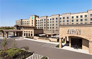 Foto 1 - Embassy Suites by Hilton San Antonio Brooks Hotel & Spa