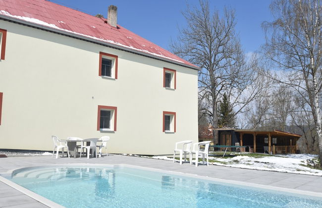 Holiday Home Near Sumava Ski Slopes - Foto 1