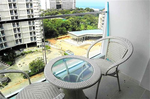 Foto 8 - The Cliff sea & Pool Views Studio Apartment Pratumnak Pattaya