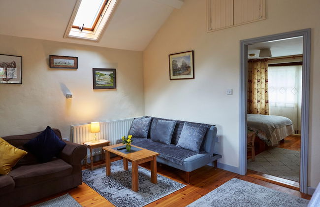 Sea View 1-bed Cottage With Private Garden - Photo 12