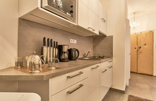 Charles Bridge Royal Apartment - Photo 13