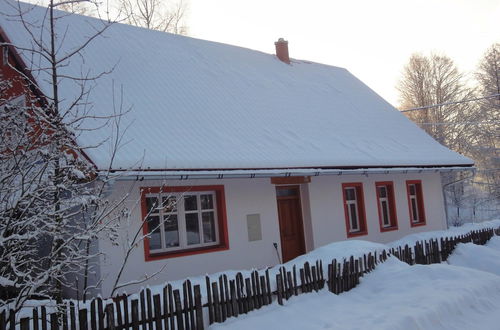 Photo 25 - Spacious Holiday Home in Rudnik With Garden