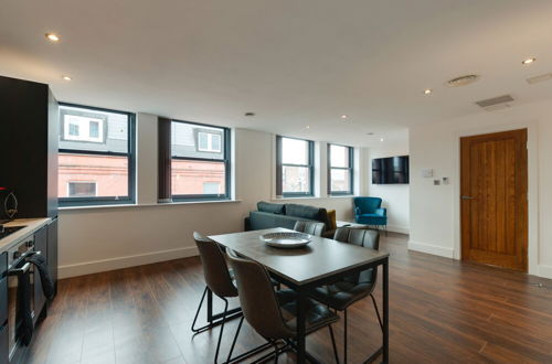 Photo 3 - Mathew Street City Centre Apartment