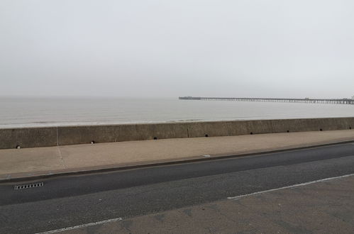 Photo 20 - Lovely 2-bed Caravan in Walton on the Naze