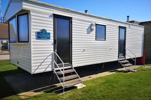 Foto 20 - Lovely 2-bed Caravan in Walton on the Naze