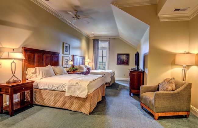 The Village at RiverLanding - Photo 6