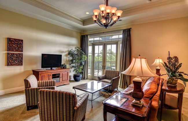 The Village at RiverLanding - Photo 26