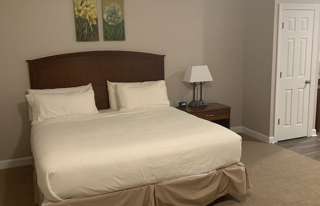 The Village at RiverLanding - Photo 17