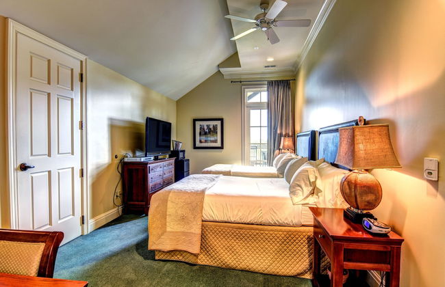 The Village at RiverLanding - Photo 2
