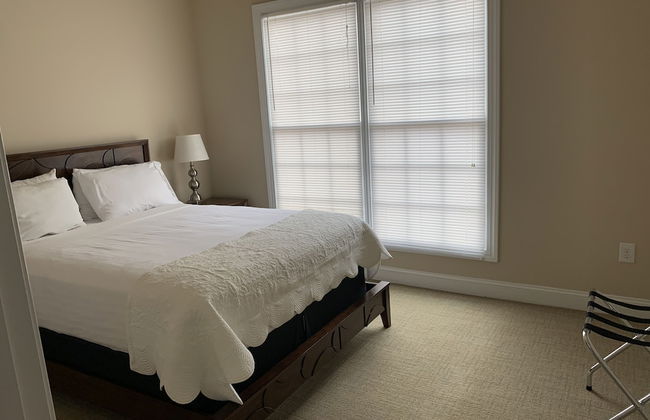 The Village at RiverLanding - Photo 18