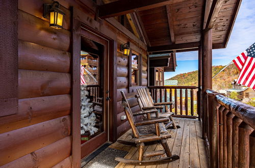 Photo 59 - Picture Perfect- Seven Bedroom Cabin