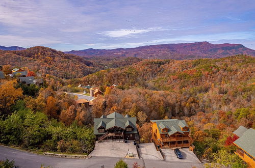 Foto 60 - Picture Perfect- Seven Bedroom Cabin