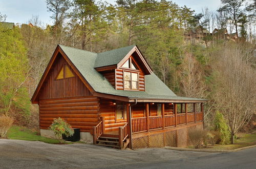 Photo 1 - Mountain Fun - One Bedroom Cabin