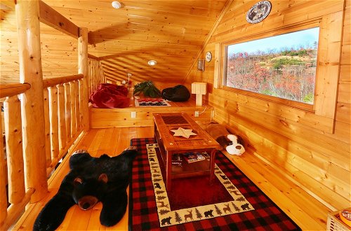 Photo 23 - Howling Wolf - One Bedroom Cabin