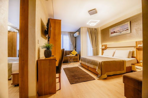 Photo 11 - Kavalali Suites