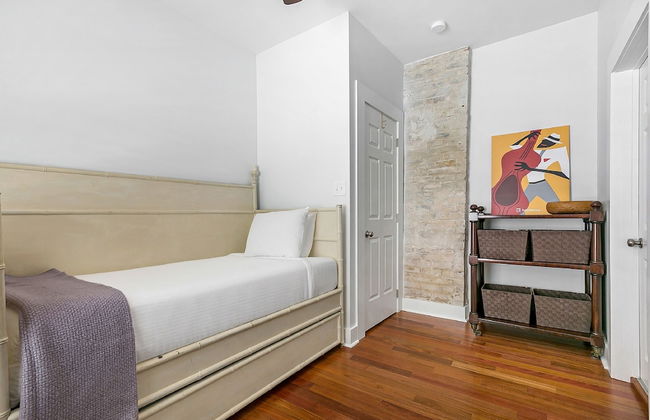 Spacious 5 Bedroom Near Magazine St & Uptown - Foto 10