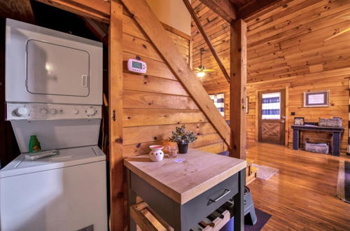 Photo 13 - Bear Hug Lodge - Charming Cabin in Coosawattee River Resort - Pet Friendly