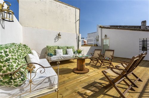 Photo 14 - Beatiful & Quiet 2Bd Duplex With Terrace Near the Cathedral, Padre Marchena V