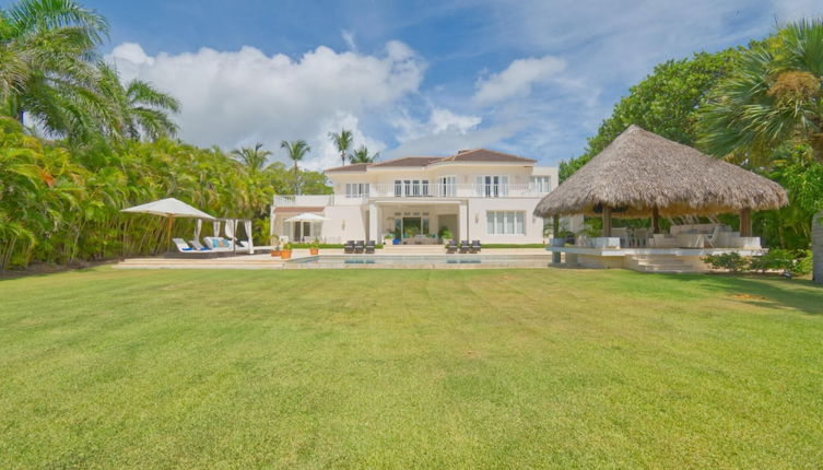 Photo 1 - Fantastic 8-bedroom Golf-front Mansion Near the Beach