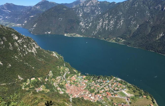 Villa by Lake Idro With Panoramic Views - Photo 30