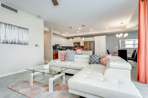 Photo 8 - Beautiful 2 Bdrm 2 BA Condo