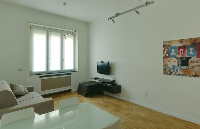 Milan Apartment Rental - Photo 72