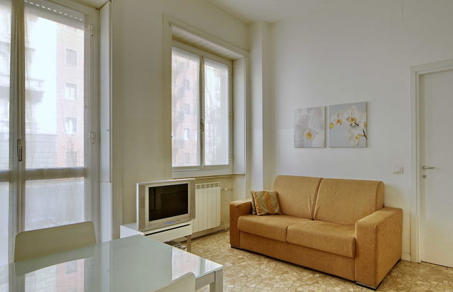 Milan Apartment Rental - Photo 74