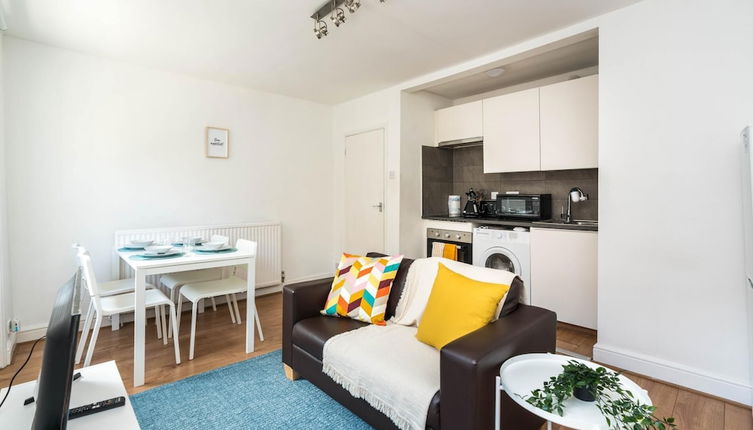 Foto 1 - Super 1BD Flat Minutes From Kings Cross Station