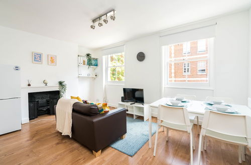 Photo 8 - Super 1BD Flat Minutes From Kings Cross Station