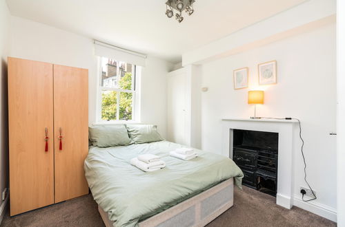 Photo 2 - Super 1BD Flat Minutes From Kings Cross Station