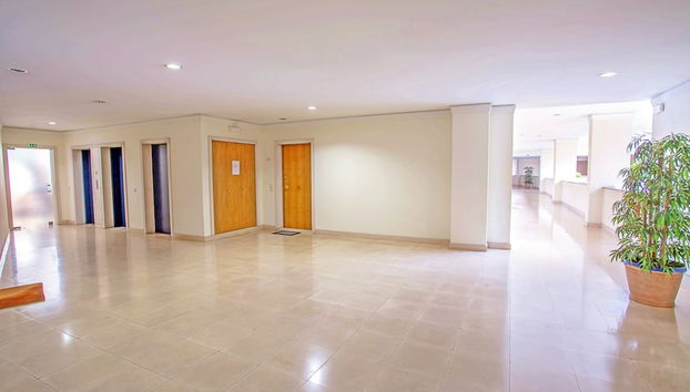 Entrada (vista interior)