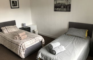 Photo 2 - Lovely 2-bed Apartment in Solihull