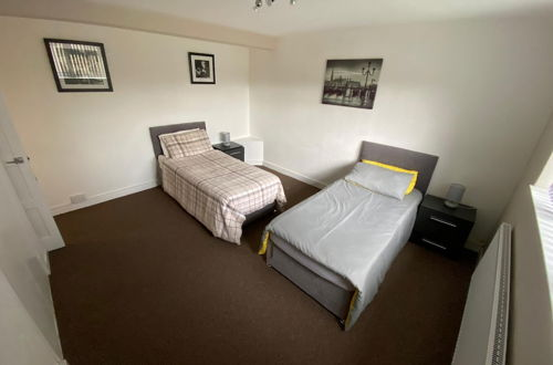 Photo 6 - Lovely 2-bed Apartment in Solihull