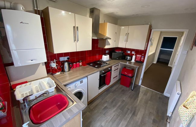 Lovely 2-bed Apartment in Solihull - Photo 10