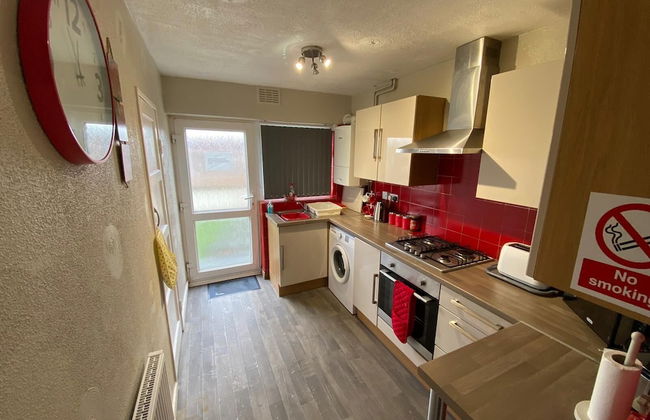 Lovely 2-bed Apartment in Solihull - Photo 11