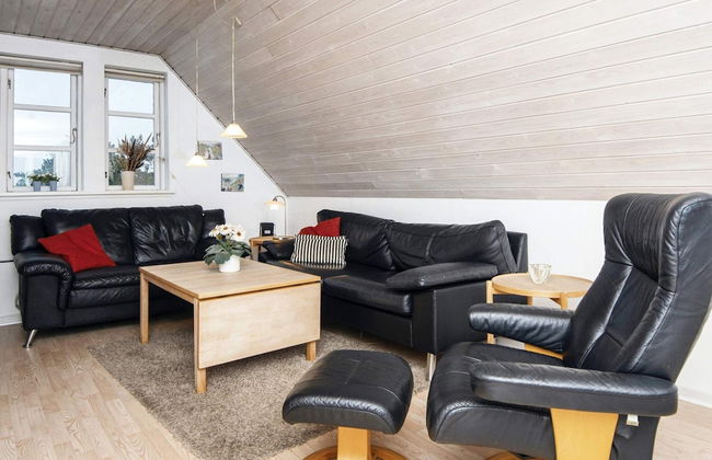12 Person Holiday Home in Fano - Foto 21